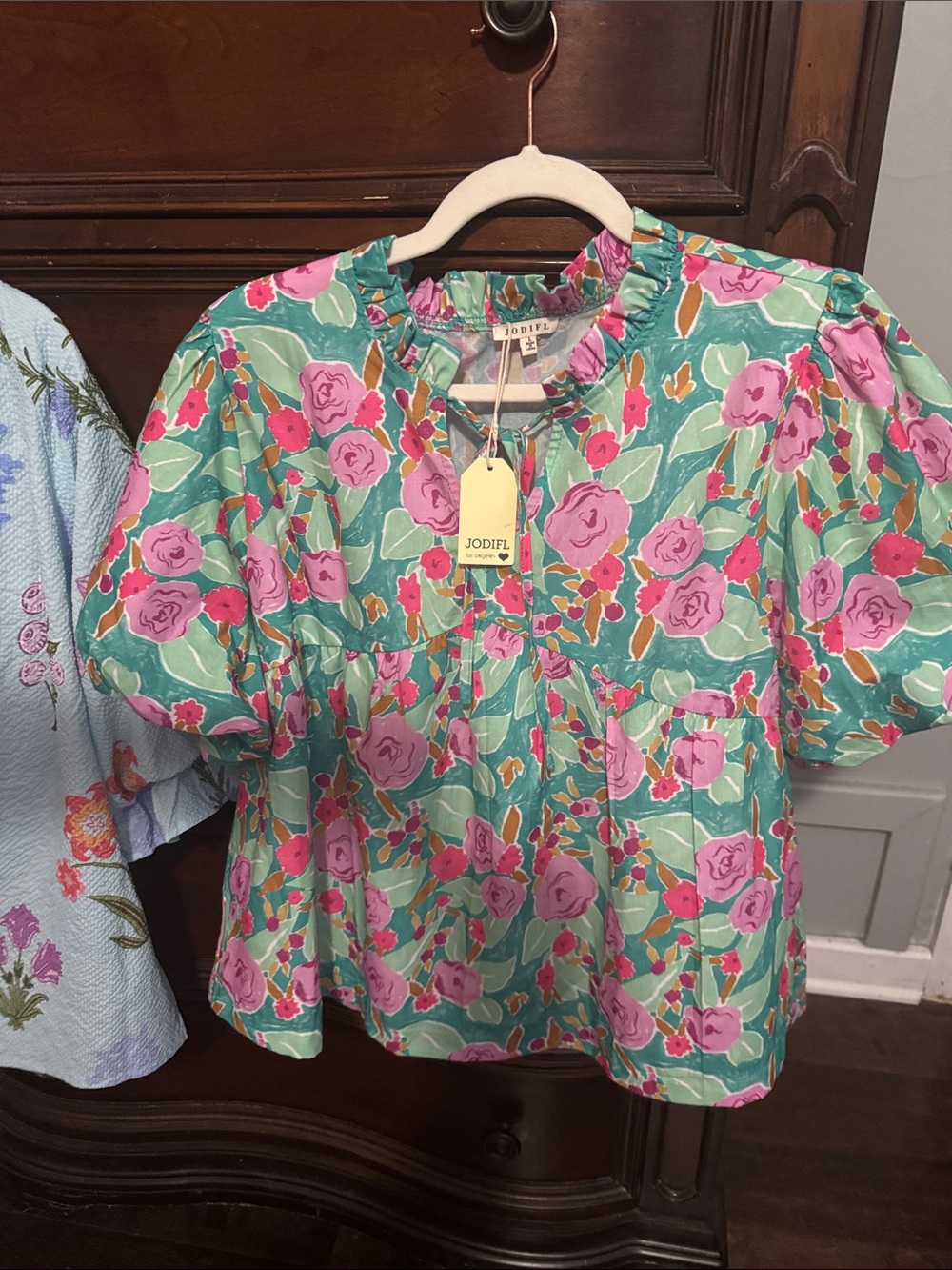 JODIFL Mint Floral Puff-Sleeve Blouse with Pink Roses
